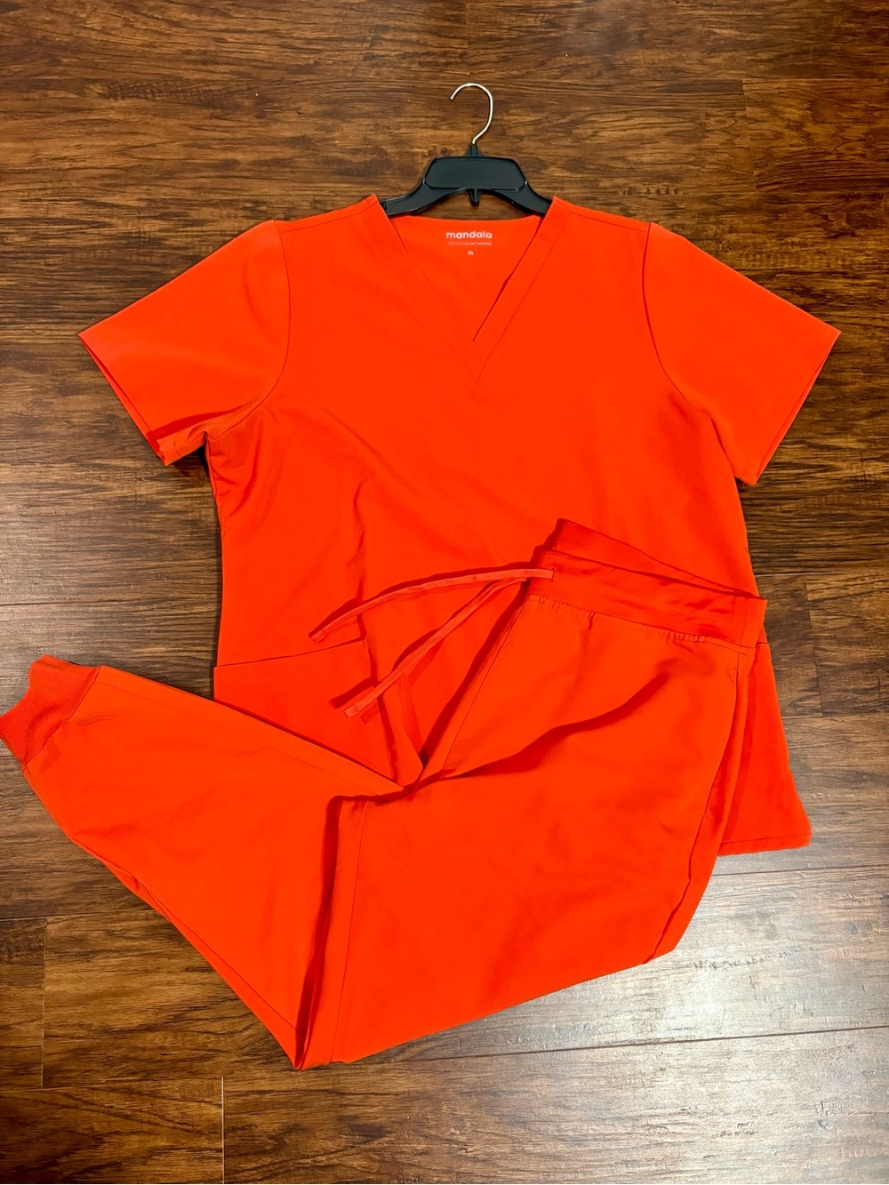 Mandala jogger scrub set 🩺